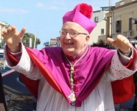 Saluto dell&#039;AC all&#039;Arcivescovo Morosini